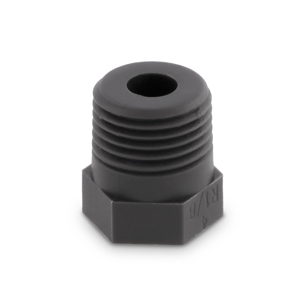 BST Blindstopfen R1/8 in Dunkelgrau, geeignet für Gewindeanschlüsse. Verfügt über ein Außengewinde, Sechskant und eine zentrale Bohrung. BFSG-konform. Dunkelgrauer BST Blindstopfen mit R1/8 Außengewinde, sechseckiger Basis und durchgehender Bohrung, auf weißem Hintergrund dargestellt.