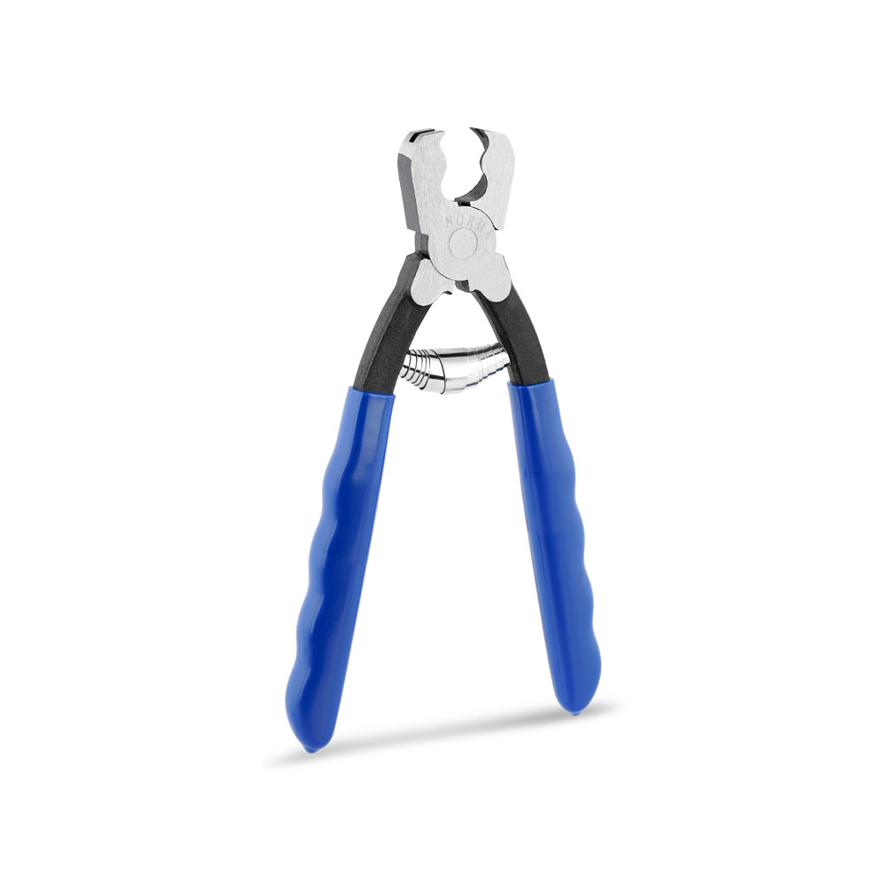 Robuste Handzange für COBRA Schellen mit blauen Komfortgriffen zur effizienten Montage. Handzange für COBRA Schellen mit blauen ergonomischen Griffen und silbernen Backen auf weißem Hintergrund.